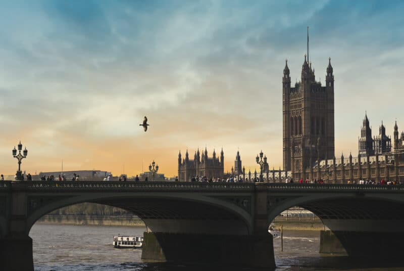 United Kindgom and EU payment processing and merchant accounts