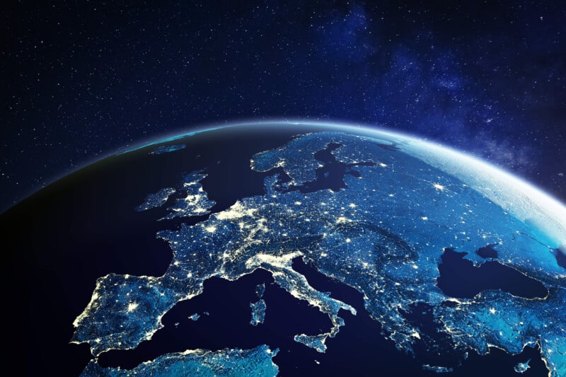 What is the difference between EU and USA payment processing accounts? You must live in a European Country~